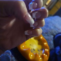 L & T Nails