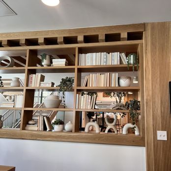 Daydreamer Coffee - Cafes Near Me - Austin, Texas