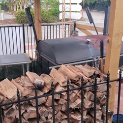 Outdoor smoker