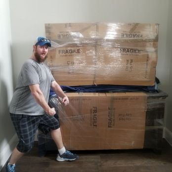 Remarkable Moving Services - Strong protection and full crating is always important when moving breakable electronics or glass pieces. - Movers Near Me