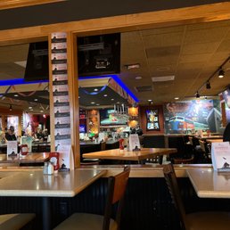 Wanted a simple dinner out--Kaylee was our waitress. Good food with reasonable prices--Fantastic service.