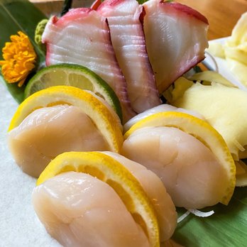 Momiji - Scallops and octopus - Japanese Near Me - Seattle, Washington