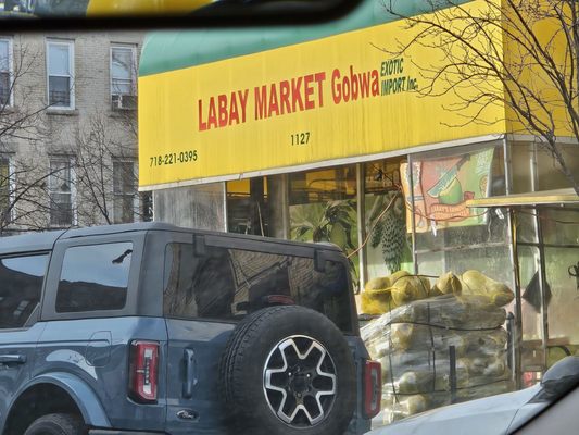 Labay Market by null