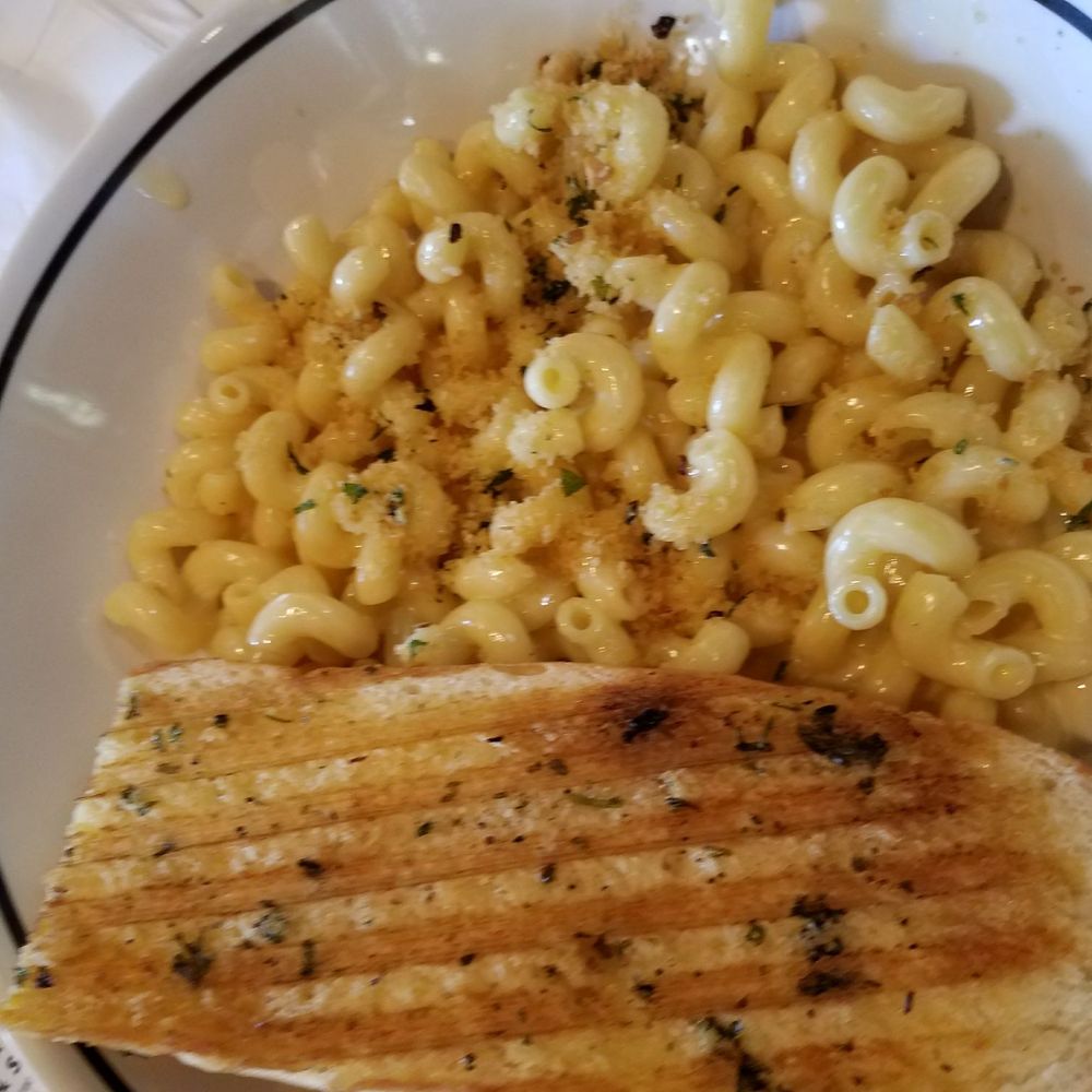 Corner Bakery Cafe - Good old stand by, Mac n Cheese - Sandwiches Near Me - Burbank, California Corner Bakery Cafe - Good old stand by, Mac n Cheese - Sandwiches Near Me - Burbank, California