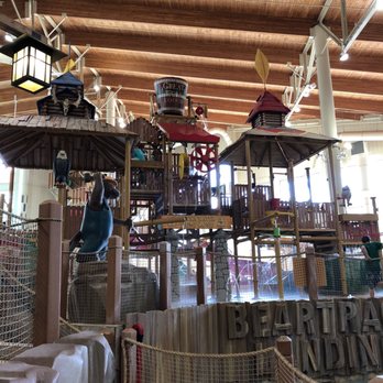 Great Wolf Lodge - 1000 gallons of water every 5 minutes - Resorts Near Me - Centralia, Washington Great Wolf Lodge - 1000 gallons of water every 5 minutes - Resorts Near Me - Centralia, Washington