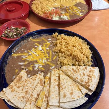 Viva Jalisco Mexican Restaurant - $45 quesadilla - Mexican Near Me - Bothell, Washington