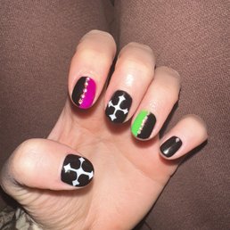 Vanessa is amazing as always!! Halloween nails! Happy every time! Highly recommend Vanessa, thank you!