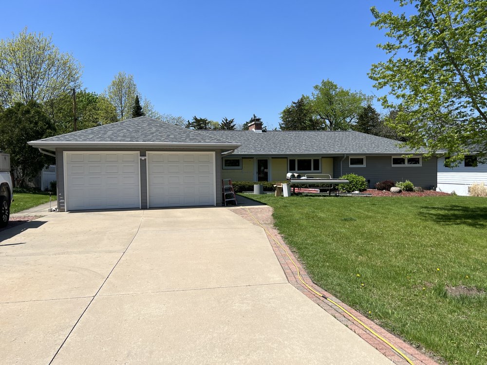 BOB’S CUSTOM WINDOWS & SIDING Updated September 2024 15 Photos