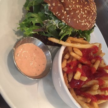 Maplewood Kitchen and Bar - Breakfast & Brunch Near Me - Cincinnati, Ohio Maplewood Kitchen and Bar - Breakfast & Brunch Near Me - Cincinnati, Ohio