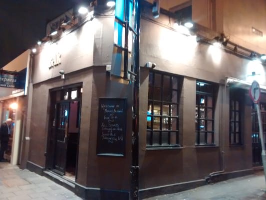 Molly Blooms by null