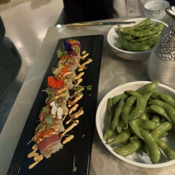 Jade Beverly Hills - Roll and soy beans - Japanese Near Me - Beverly Hills, California Jade Beverly Hills - Roll and soy beans - Japanese Near Me - Beverly Hills, California