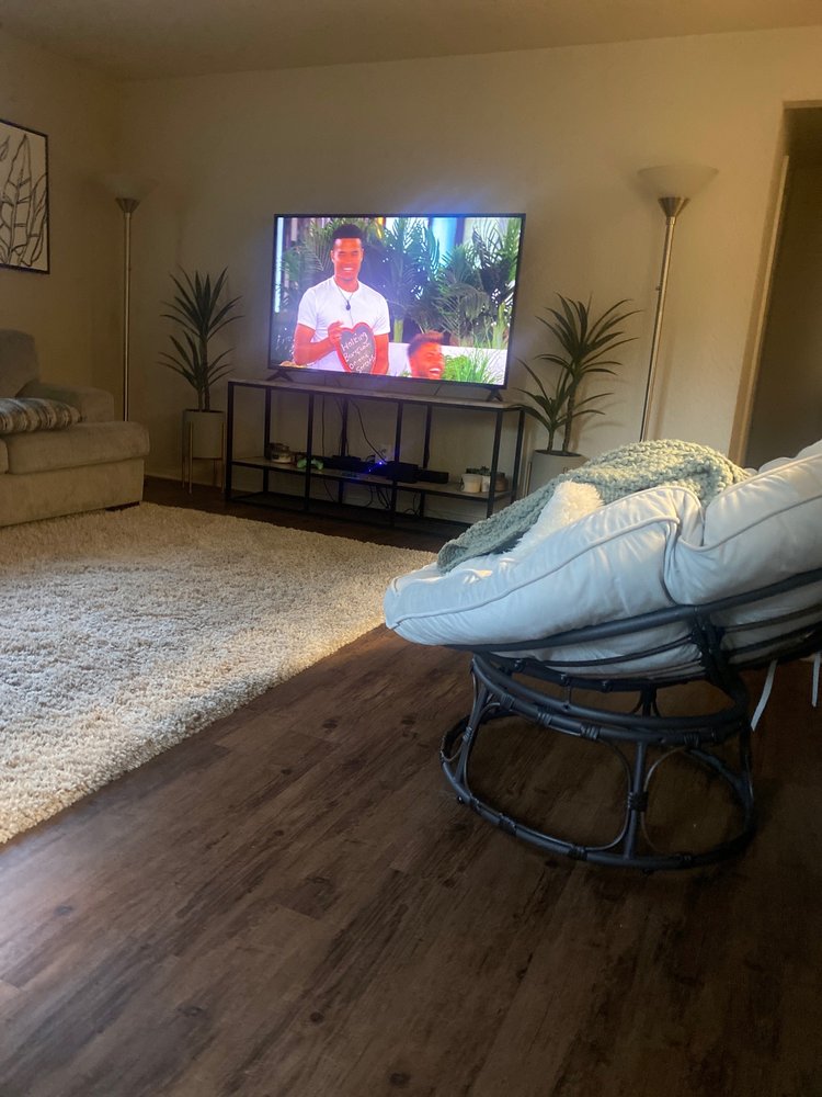 SHADOWBROOK APARTMENTS Updated September 2024 23 Reviews 3001