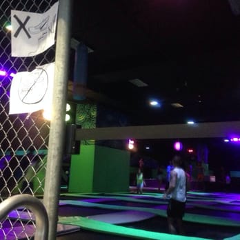 Ryze - At 9pm on weekends, 'Club Ryze' kicks in - queue the loud music and neon lights! - Venues & Event Spaces Near Me - Hong Kong, HK