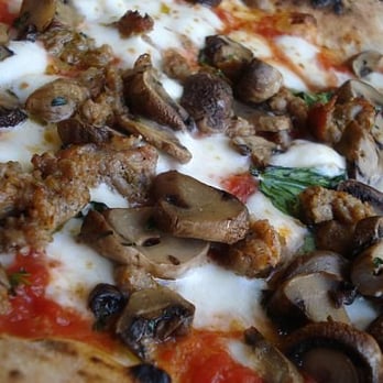 Spacca Napoli - Pizza Near Me - Chicago, Illinois