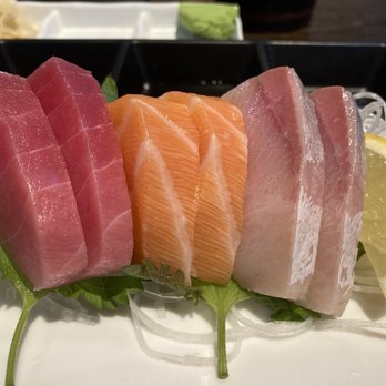 Sumo Sushi - 6 Piece Sashimi Sampler Combination - Sushi Bars Near Me - Ontario, California Sumo Sushi - 6 Piece Sashimi Sampler Combination - Sushi Bars Near Me - Ontario, California