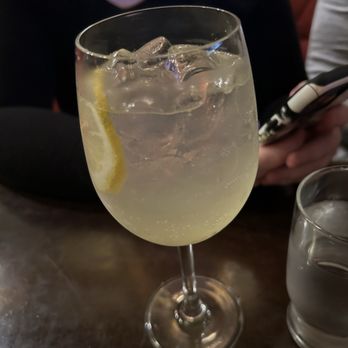 John Keogh's - Limoncello spritzer - Gastropubs Near Me - Galway, G