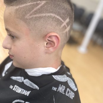Camp Avenue Barbershop - Barbers Near Me - Merrick, New York Camp Avenue Barbershop - Barbers Near Me - Merrick, New York