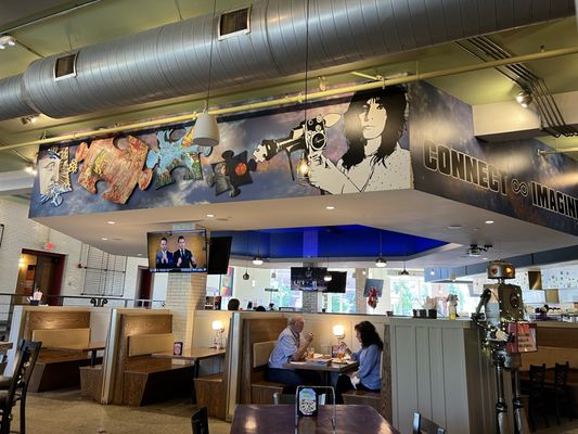 Mellow Mushroom by null