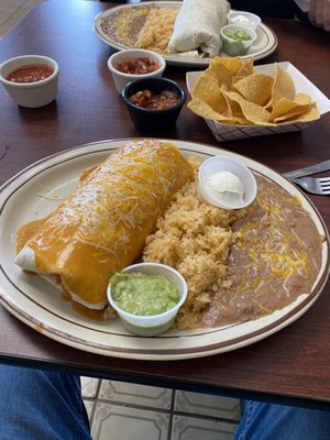 Dos Amigos by null