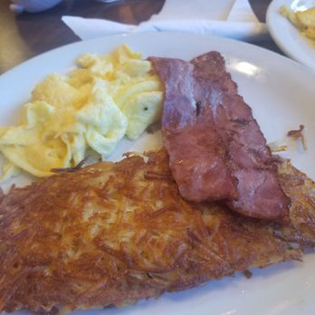 Denny's - Hash browns, turkey bacon and eggs - American Near Me - Las Vegas, Nevada Denny's - Hash browns, turkey bacon and eggs - American Near Me - Las Vegas, Nevada