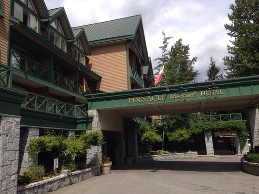 Pinnacle Hotel Whistler by null