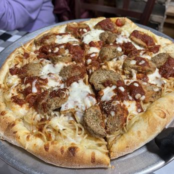 Luigis Pizza - Spaghetti Pizza - Italian Near Me - Gatlinburg, Tennessee Luigis Pizza - Spaghetti Pizza - Italian Near Me - Gatlinburg, Tennessee