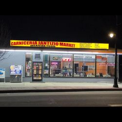 Carniceria Janitzio - Outside the place