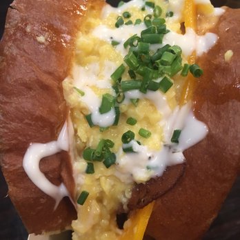 Egg Tuck - Bacon and Egg Sandwich ($8.99) - Breakfast & Brunch Near Me - Los Angeles, California