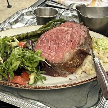 The James - Prime rib dinner - Wine Bars Near Me - Geneva, Illinois
