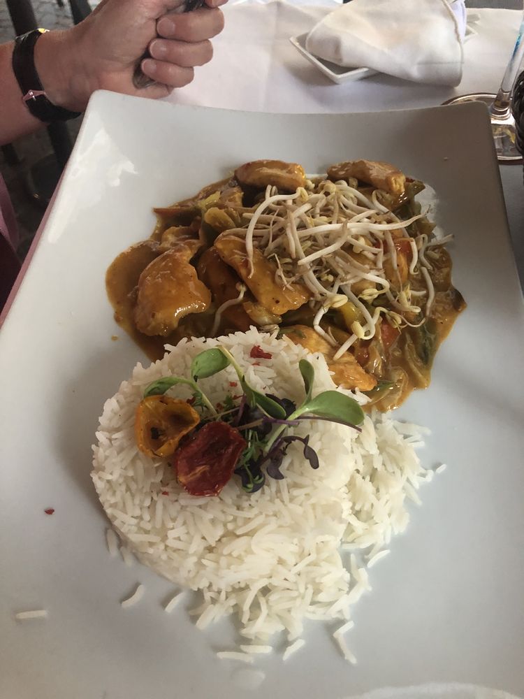 BISTRO SIEBEN - Updated May 2024 - 16 Photos - Laubengasse/Portici 232 ...