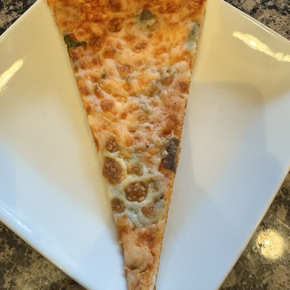 Spinach and mushroom pizza Spinach and mushroom pizza