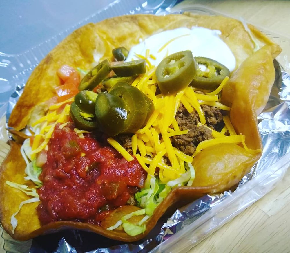 DILES MARKET & CAFE Updated June 2024 51 Photos 55 S Leavitt Rd, Leavittsburg, Ohio