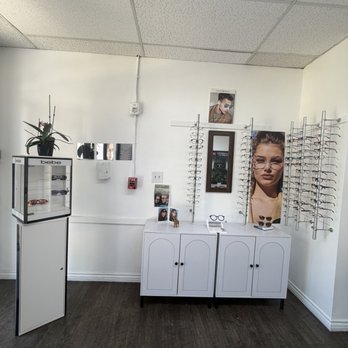 Ideal Optical Lab - Inside lobby - Eyewear & Opticians Near Me - Huntington Park, California Ideal Optical Lab - Inside lobby - Eyewear & Opticians Near Me - Huntington Park, California