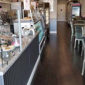 The Cake Shop - Inside view from door entrance - Desserts Near Me - Tampa, Florida