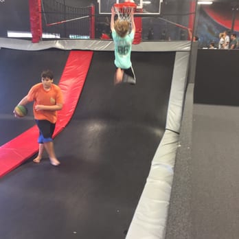 DEFY Greenville - Dunking!! - Trampoline Parks Near Me - Greenville, South Carolina DEFY Greenville - Dunking!! - Trampoline Parks Near Me - Greenville, South Carolina