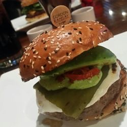 He'll's kitchen burger