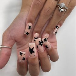 Ryna's Nails