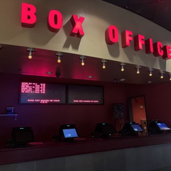 CMX Village 14 - Cinema Near Me - Leesburg, Virginia CMX Village 14 - Cinema Near Me - Leesburg, Virginia