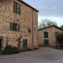 Fontbonne Espace Nature - Bâtiment principal avec ambres à l'étage