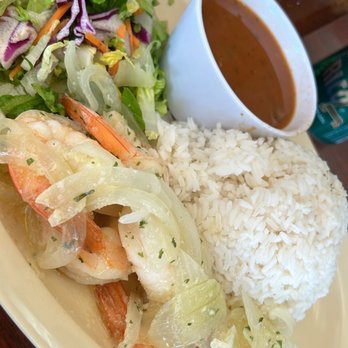 El Mofongo - arroz habichuelas con camarones - Puerto Rican Near Me - Arlington, Texas El Mofongo - arroz habichuelas con camarones - Puerto Rican Near Me - Arlington, Texas