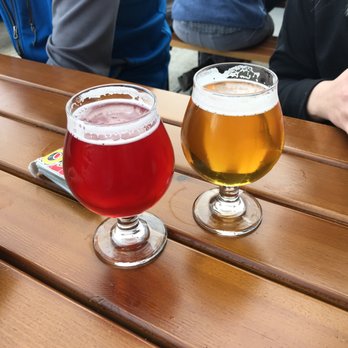 Fieldwork Brewing Co. - Breweries Near Me - Berkeley, California