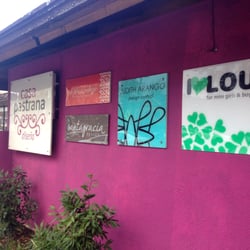 I Love Lou - Casa Pastrana. I love Lou está en el interior.
