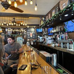 Mulligan Public House - Atomosphere