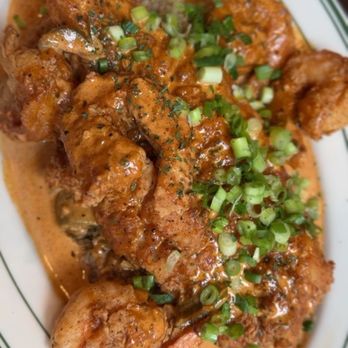 Taste Bar + Kitchen - Taste Surf and Turf - Cocktail Bars Near Me - Houston, Texas