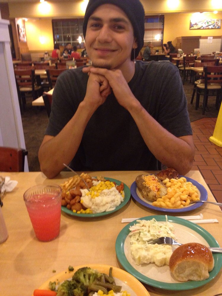 HOMETOWN BUFFET CLOSED 41 Photos & 70 Reviews 1771 Prescott Rd
