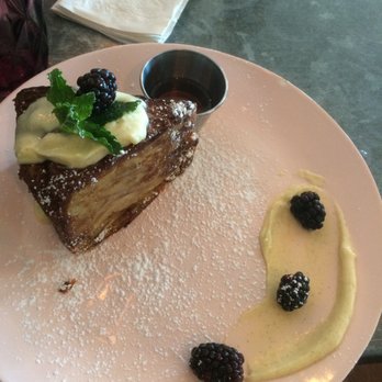 Leeland House - Creme brulee French toast - Breakfast & Brunch Near Me - Houston, Texas