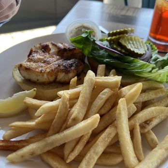 Waterfront Social - Grouper sandwich - Bars Near Me - Crystal River, Florida Waterfront Social - Grouper sandwich - Bars Near Me - Crystal River, Florida