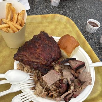 Knights' Smokehouse BBQ - Barbeque Near Me - Carlsbad, California Knights' Smokehouse BBQ - Barbeque Near Me - Carlsbad, California