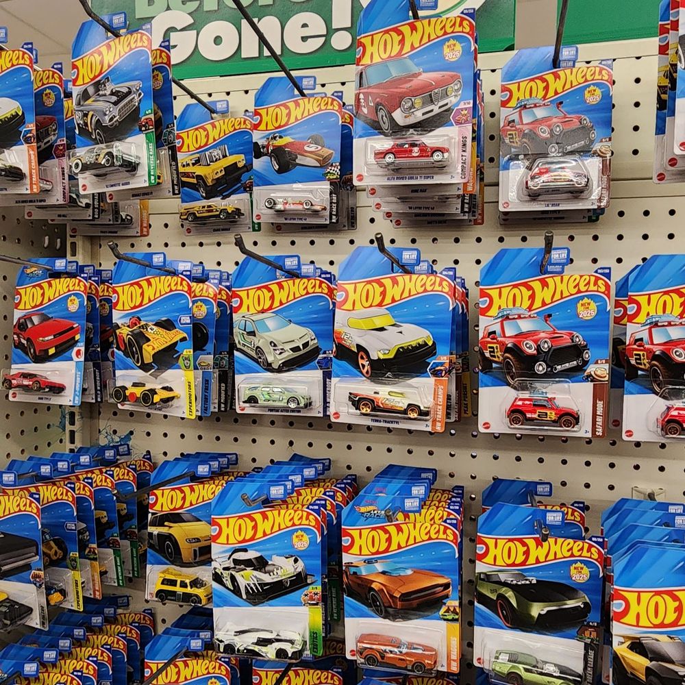 Dollar Tree - HOT WHEELS - Discount Store Near Me - Coral Springs, Florida