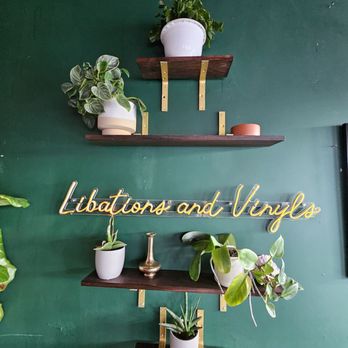 The EP Listening Lounge - Love all of their plants everywhere. - Coffee & Tea Near Me - Reno, Nevada